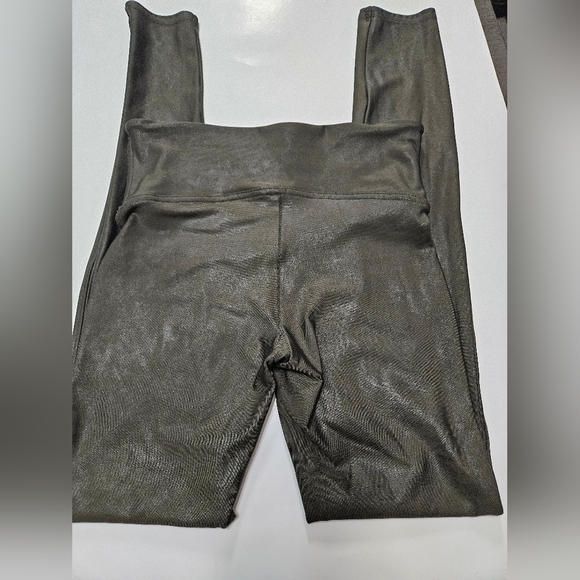 Spanx small olive green high waisted sculpting faux leather metallic leggings - Picture 8 of 11